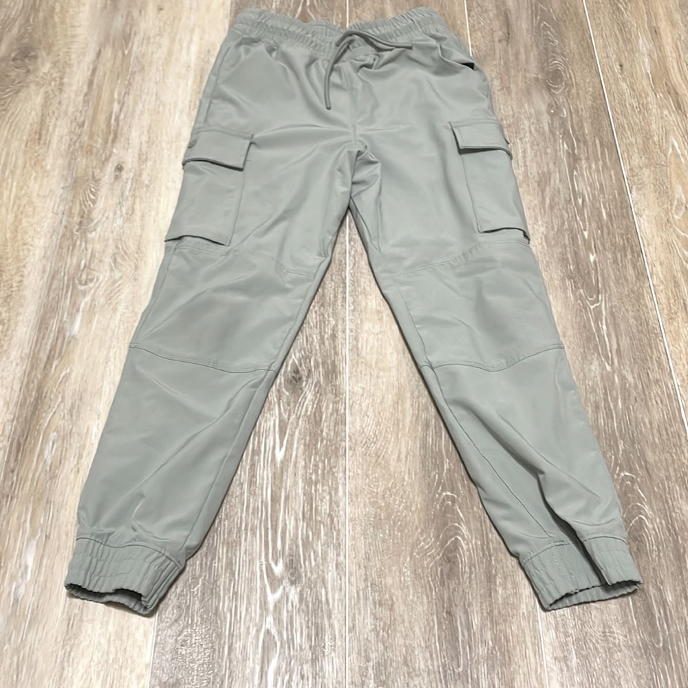 Small 6/7 all in motion wind pants/joggers. Great condition. Smoke free home